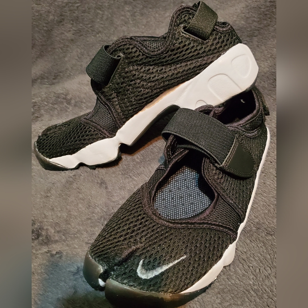 Nike Air Rift Breeze BR Black Grey White 848386 001 Women’s Size 7 Running Rare